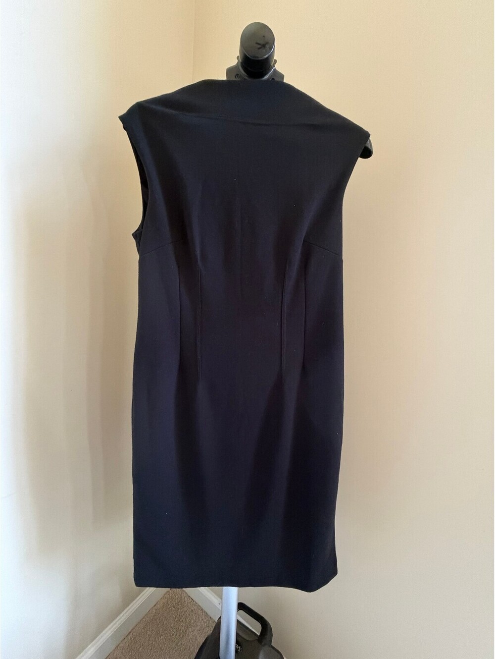 Adrienne Vittadini Women's Sheath Dress Sleeveless Knee Length Size 12 Black